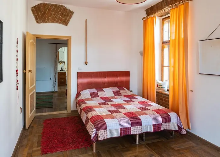 Historical Center Of Apartment *