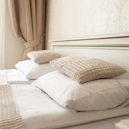 Апартаменти Historical Center Of